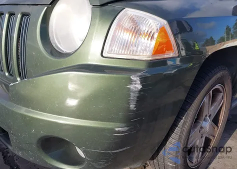 2008 Jeep Compass из США, поврежденный, VIN 1J8ST4748D663978